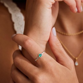 LDADAN Green Agate Rings for Women, Natural Green Jade Rings Cocktail Ring. Dainty Adjustable White Gold Plated Heart Rings for Her, Brass, Agate