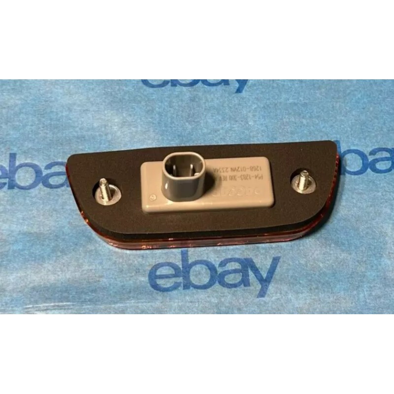 Paccar P54-1283-300 Genuine Paccar Visor Marker Lamp OEM - New