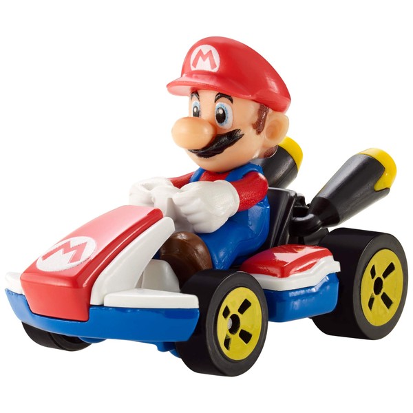 Hot Wheels GBG26 Mario Kart 1:64 Die-Cast Mario with Standard Kart Vehicle