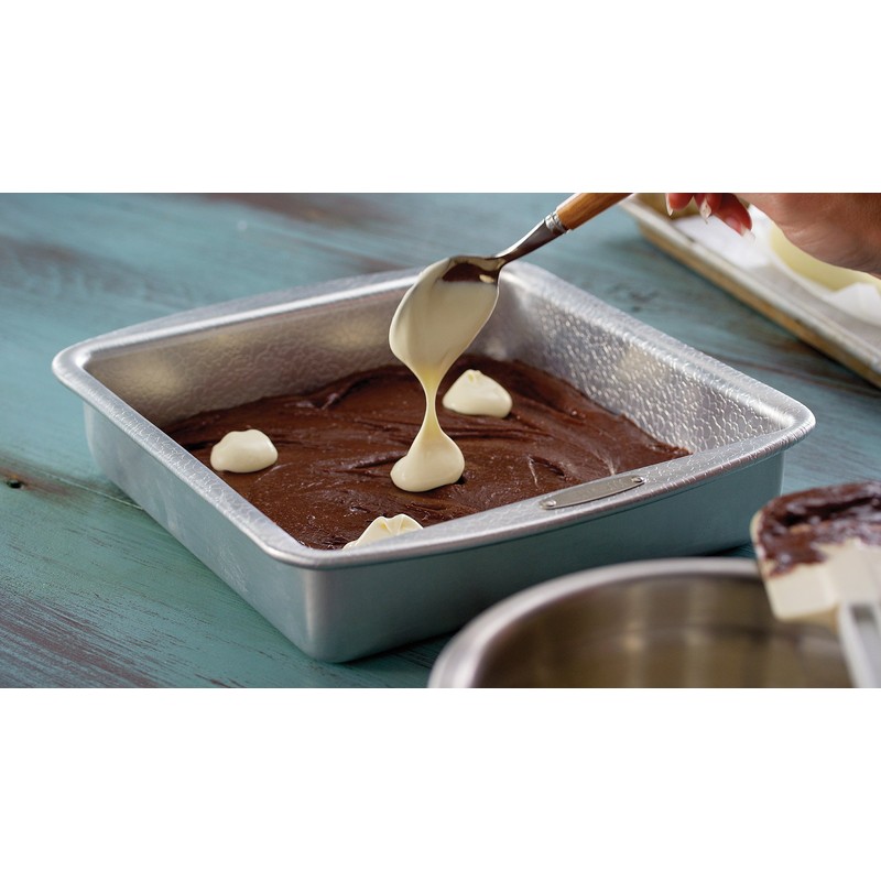 Doughmakers 9" Square Cake Commercial Grade Aluminum Bake Pan