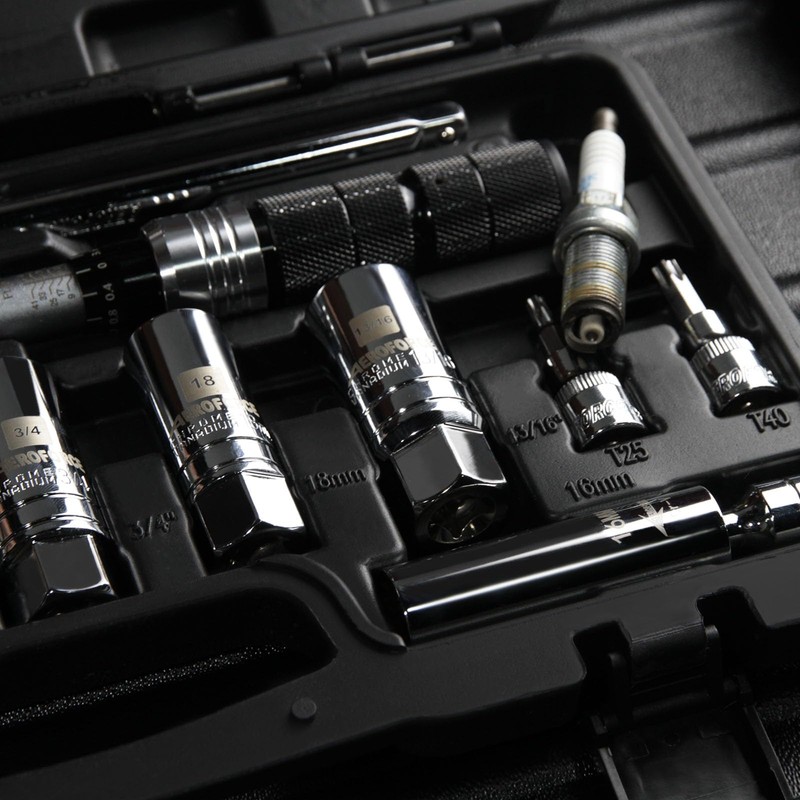 AEROFORCE 14PCS 3/8-Inch Drive Swivel Magnetic Spark Plug Socket Set