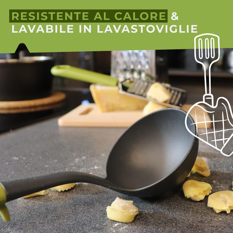 Fackelmann Mestolo da cucina con manico in plastica riciclata, materiale