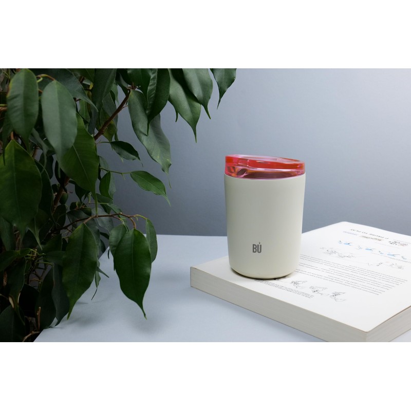 Wiederverwendbare, doppelwandige Edelstahl-Kaffeetasse, Reisebecher, spritzwassergeschützter Deckel, BPA-frei, Cappuccino-Latte flache weiße