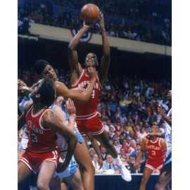 LEN BIAS UNIVERSITY OF MARYLAND TERRAPINS 8X10 SPORTS ACTION PHOTO (G)
