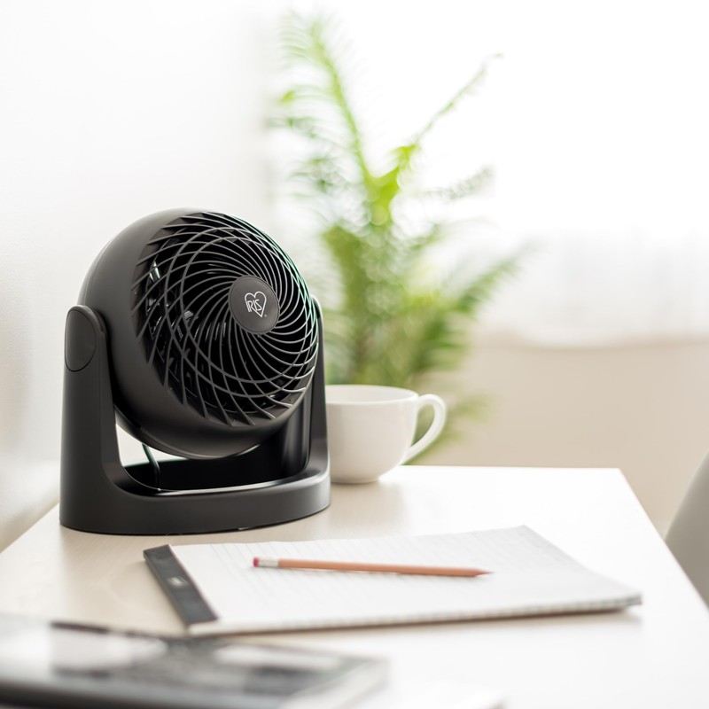 IRIS USA Desk Fan, Air Circulator, 3 Speeds, 52ft Max