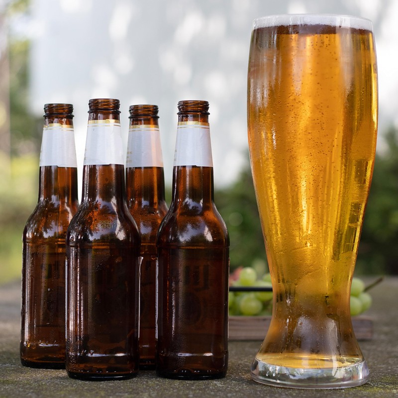 Oversized Extra Large Giant Beer Glass - 53oz - Holds