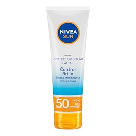 NIVEA SUN Protector Solar Facial Control De Brillo (50 ml), con Efecto Matificante de Larga Duracin, Bloqueador solar FPS 50, no Grasoso para Todo... 