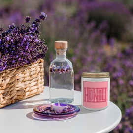 Qvapt Cowgirl Gifts Scented Candles - Western Howdy Sign Candle, Cowgirl Candles for Home Scented, Coastal Cowgirl Lavender Candle 8oz, Western Gifts for Teen Girls Cowgirls