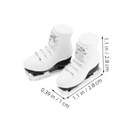 VICASKY 1 Pair 1.1" Fashion Doll Shoes Miniature White Ice Skates,Resin Small Doll Ice Skate Toys Dollhouse Accessories