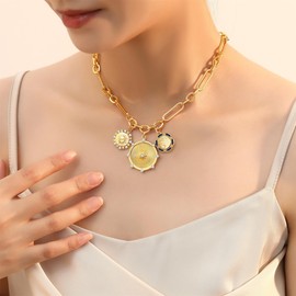 HERSIN Chunky Gold Necklace for Women Sun Heart Charm Choker Necklace Thick Paperclip Chain Hip Hop Necklace Trendy Jewelry Accessories for Women Men (Round Sun)