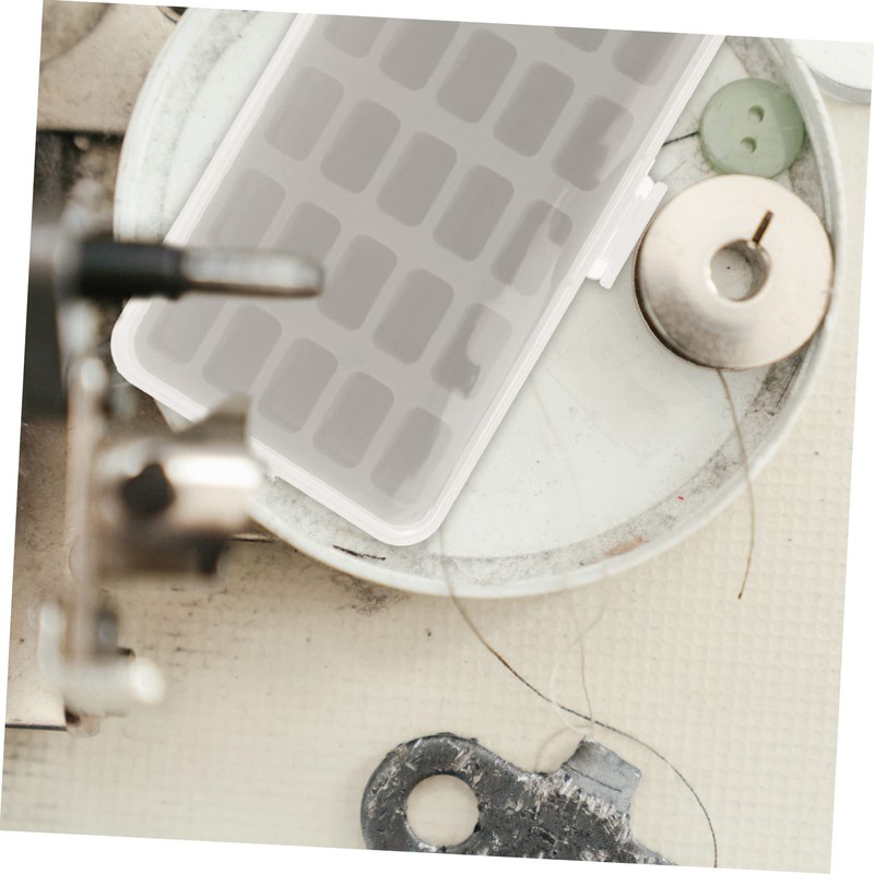 DOITOOL 1pc Slots Bobbin Storage Case Durable Plastic Bobbin Holder