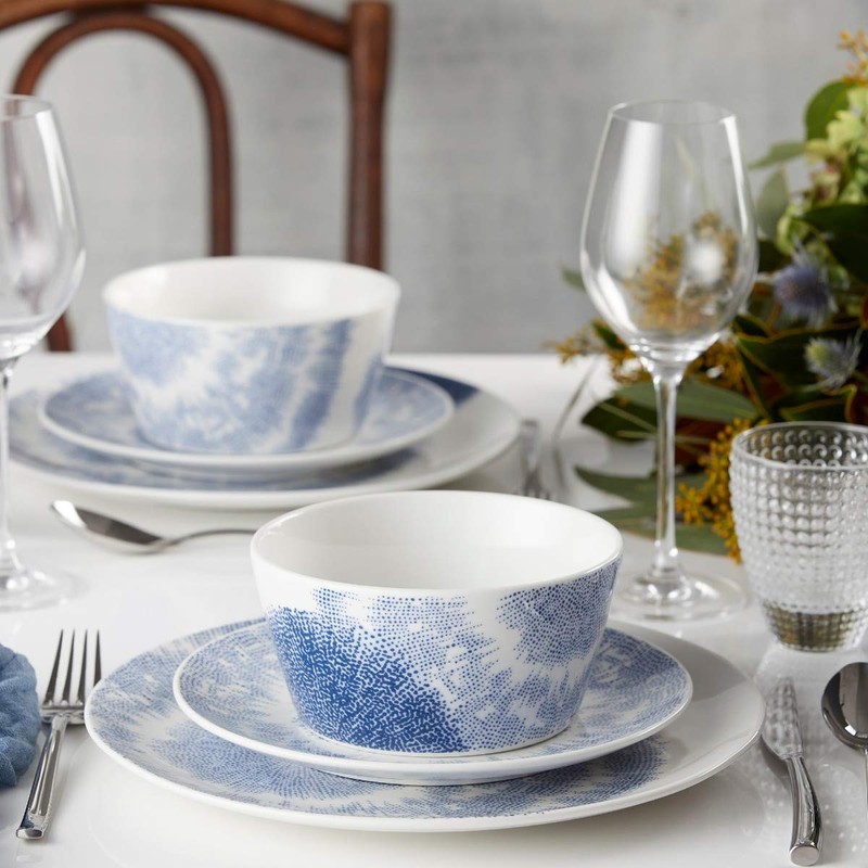 Noritake Aozora 4-Piece Place Dinnerware Setting in Blue/White