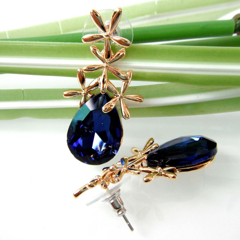 Navachi 18k Gold Plated Crystal Leaves Blue Pear-shaped Zirconia Az2307d