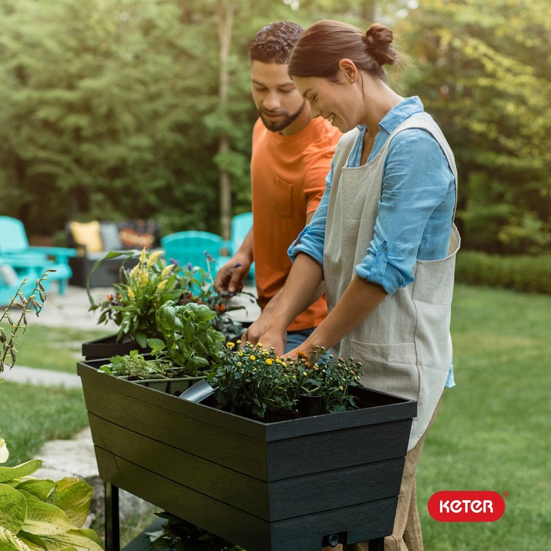 Keter Urban Bloomer 12.7 Gallon Raised Garden Bed and Outdoor