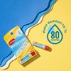 Carmex Weather Guard - Bálsamo labial hidratante en barra, protector