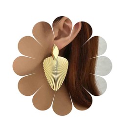 Inilbran Boho Exaggerated Leaf Stud Earrings Vintage Leaf Dangle Earrings Gold Metal Leaf Drop Earrings Punk Large Leaf Earrings Jewellery for Women and Girls, Alloy Steel