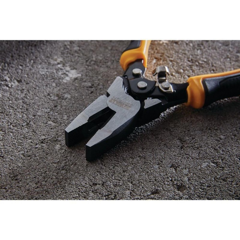 DEWALT DWHT70276 Compound Action Lineman Pliers 4-1/2 Inch, Chrome