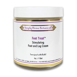 Crema para pies – Alivio refrescante y estimulante para pies hinchados, manos y dolores de cabeza – Aloe orgánico, menta y espiga, 4 onzas