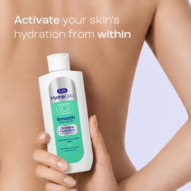 E45 HydroCell Smooth Hydrating Body Lotion moisturiser - 3x more hydration than Hyaluronic Acid with Salicylic Acid BHA and PHA - helps gently exfoliate and smooth sensitive skin - 250ml