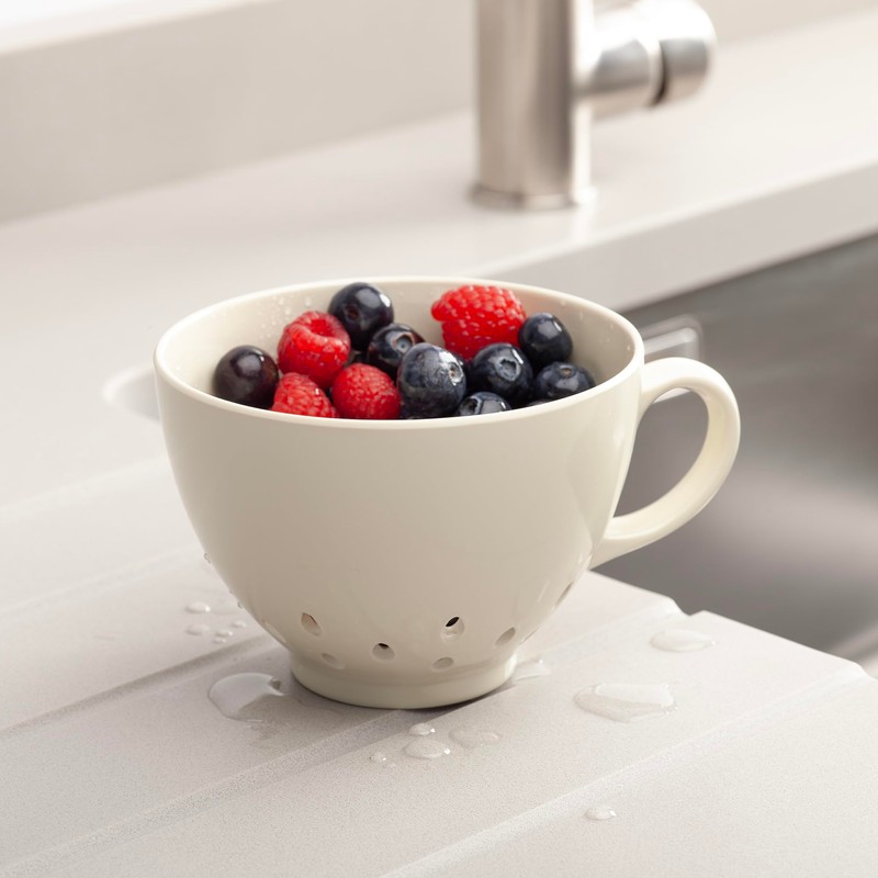 Zeal Berry Colander Cup, Small Hand-held Cup Shape Melamine Strainer/Sieve,