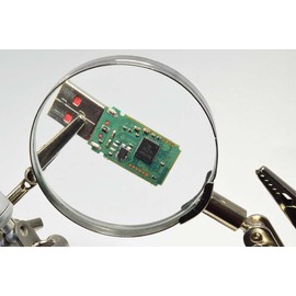 MAGNADESK: 3x LED Helping Hand Magnifier