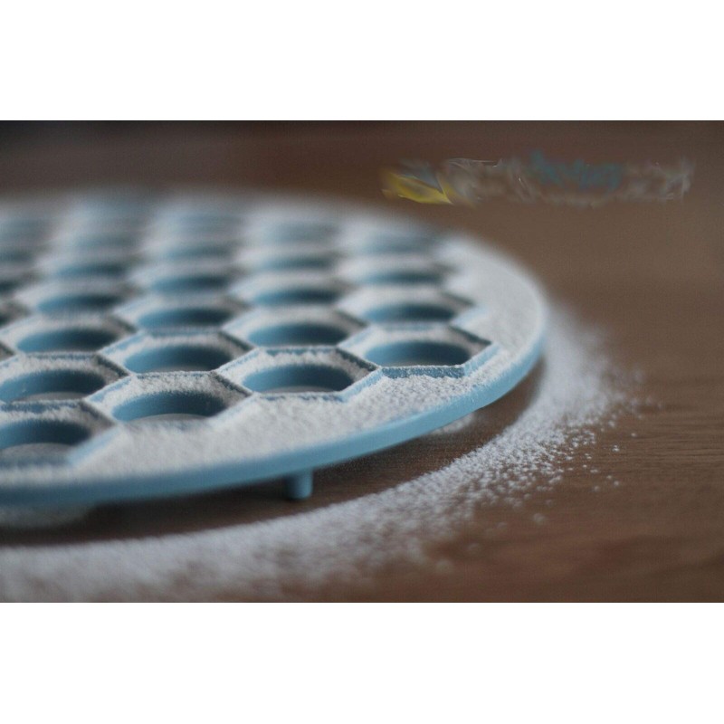 Pelmeni Ravioli Mold Easy to Use Mold for 37 Ravioli,