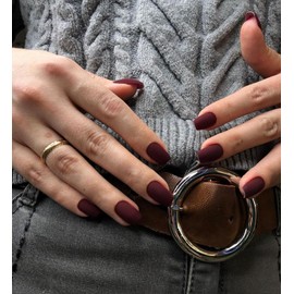 KQueenest Matte Burgundy Press on Nails Short Medium Square, Natural Fake Nails Acrylic for Women Finger Wear, Dark Red Gel Glue on Nails Short Coffin, Fall Winter False Nails Set, 24 Pcs No Glue