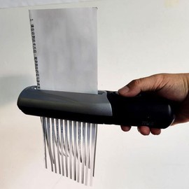 Portable Paper Shredder, Fast Shredding A Key Control Paper Shredder for Households