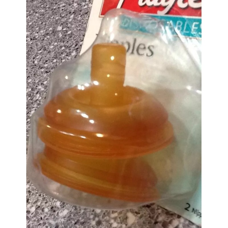 PLAYTEX OLDER BABY FAST FLOW FLAT TOP NIPPLES DISCONTINUED HARD