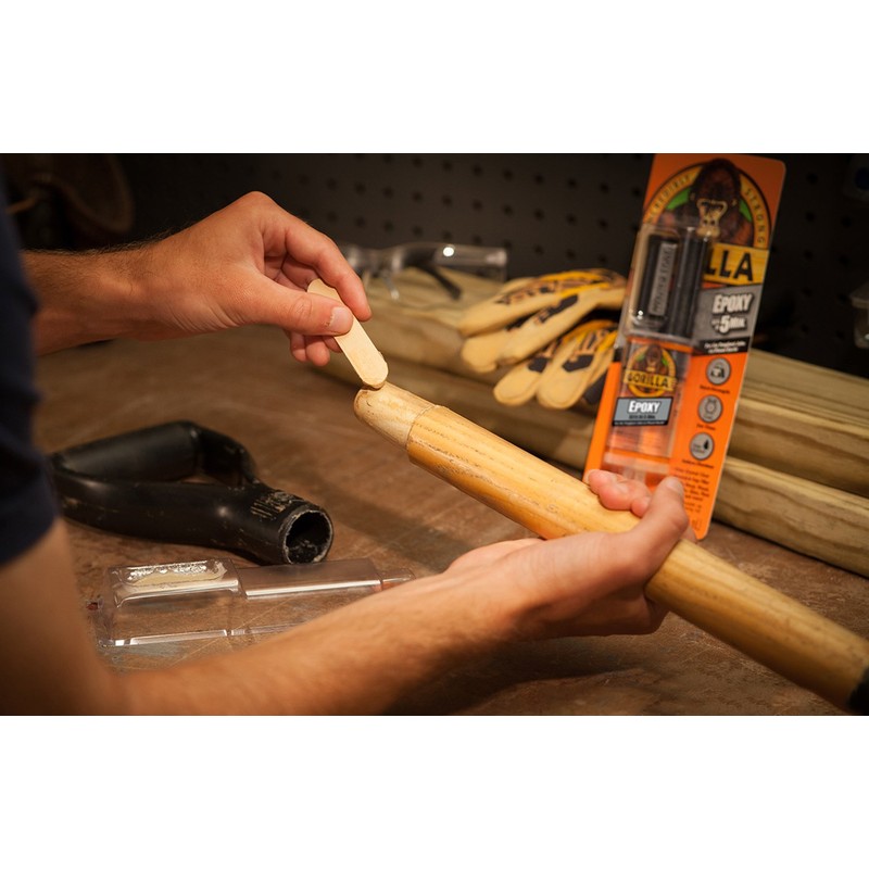 Gorilla 2 Part Epoxy, 5 Minute Set, .85 ounce Syringe,