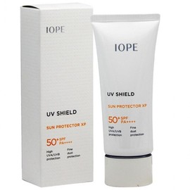 Lee Yeon-hee Sun Cream Impregnable Defense Anti-aging Sunscreen SPF 50+ PA+ / 이연희선크림 철벽방어 노화방지 자외선차단제 SPF 50+ PA+
