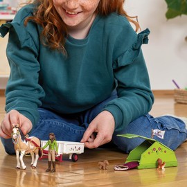 Schleich Horse Club for Girls and Boys, Sarah's Camping Adventure Horse Set with Horse Toy, 12 Pieces