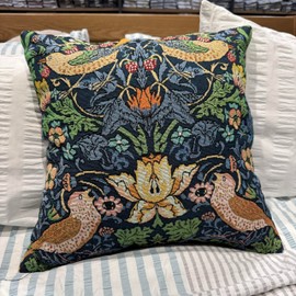 Strawberry Thief, Retro, William Morris Strawberry Thief Floral Art Nouveau, Cushion Cover 45x45cm