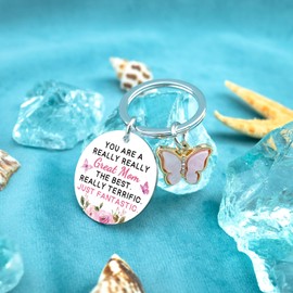Best mom gifts from daughters Mothers Day Gifts for Moms Mother Birthday Gift- Great Mom Keychain Butterfly Present for women New Mama Mother Keychain for Women 2025 Unique Gift Idea for Mom from Son