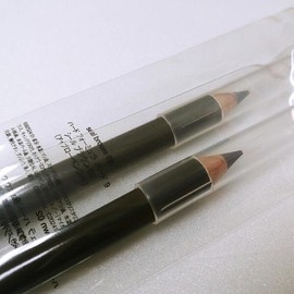 Shu Uemura 슈에무라 하드 포뮬라 아이 브로우 펜슬 [06 아콘] Shu Uemura Hard Formula Eyebrow Pencil [06 Akon]
