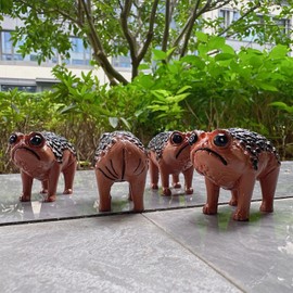 Zeehaor 2 Pcs Grumpy Frog Statue Ugly Angry Frog Statue Angry Toad Cute African Rain Frog Frog Decor Sculpture Weird Unique Gift (Brown)