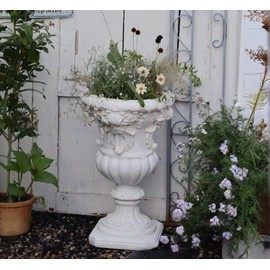 Shlinnuo 22" Planters for Outdoor Plants- Vintage Roman Relief Magnesium Oxide Outdoor Flower Pots, Decorative Large Urn Planter, Lightweight Garden Vase for Patio, Yard, Porch, Home Decor