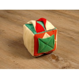 Smart Garden Christmas Treat and Seek Snuffle Ball - Treat Hiding Toy, Sensory, Play, Learning - Christmas Dog Toy - Perfect Present for Dogs, Festive Dog Gift