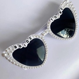 Yoridis Bachelorette Party Bride Sunglasses, Heart Shaped Pearl Glasses for Women Kids Bridesmaid Bride to Be Party Gift Supplies Bachelorette Accessories (pearl)