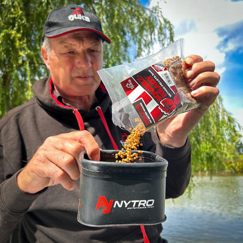 Fjuka Squeez-Ready Method Pellet 2mm | Ready-prepped Method feeder pellet