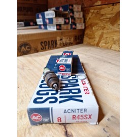 AC Spark Plugs (8)'NOS’ AC-R45sx Spark Plugs w/Green Rings.GM #5613564.Made in USA