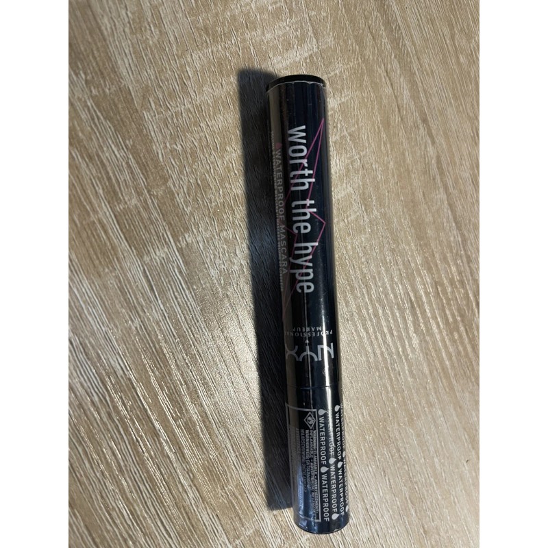 NYX 2 NYX: Worth The Hype Black Waterproof Volume &