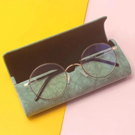 N-KONGJIAN Hard Shell Eyeglasses Case with Cleaning Cloth, Light and Fashion Glasses Case, Case For Glasses (Green)