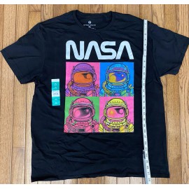 215 New NASA Mens Black T-shirt Tee Astronauts Colorful Size XL (46-48)