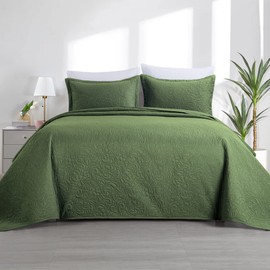 HOMBYS Alaska King 132x 120 Bedspread Coverlet Set, 3 Piece Lightweight Oversized King Quilt Bedding Set with Matching Shams, Olive Green