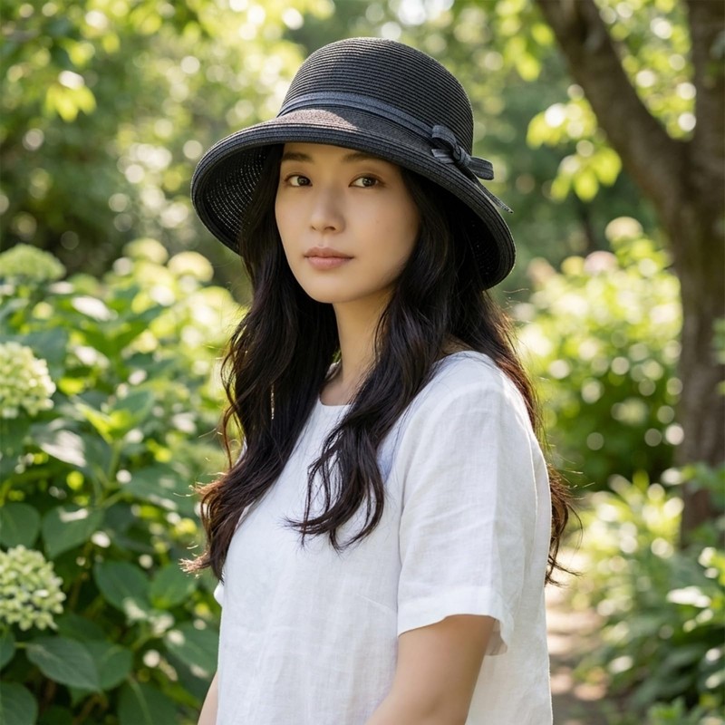 RUNQIU Women's Straw Hat with Chin Strap, Small Face Effect,