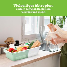 Nourished Essentials Kitchen Extendable Plastic Colander for Pasta, Potatoes, Beans, Broccoli, Salad and Vegetables - Space-saving, Easy to Store and Use - Grey/Green