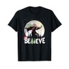 Believe Bigfoot Sasquatch Yeti Santa Hat Christmas Xmas Men T-Shirt