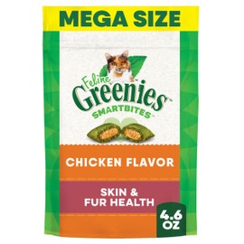 Greenies Feline Smartbites Skin & Fur Crunchy and Soft Cat Treats, Chicken Flavor, 4.6 oz. Pack