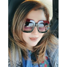 FEISEDY Retro Trendy Square Sunglasses for Women Oversized Stylish Inspired Shades Vintage Desinger Sunglasses B2276